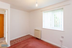 Bedroom- click for photo gallery